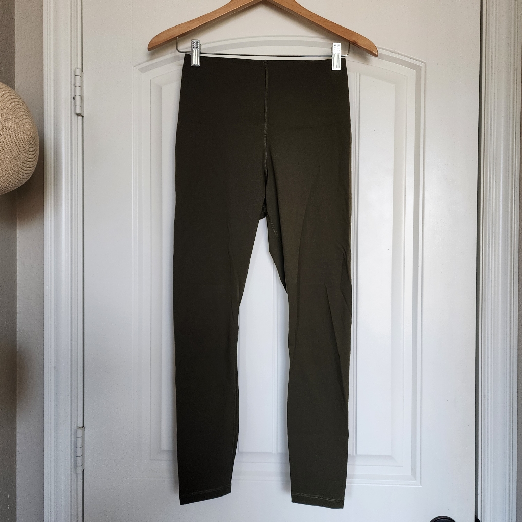 Everlane The Perform Legging 25" Inseam Olive Green Small